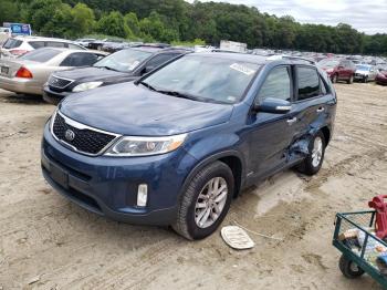  Salvage Kia Sorento