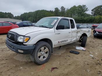  Salvage Toyota Tacoma