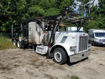  Salvage Peterbilt 379