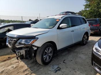  Salvage Nissan Pathfinder