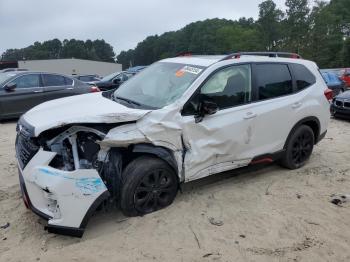  Salvage Subaru Forester