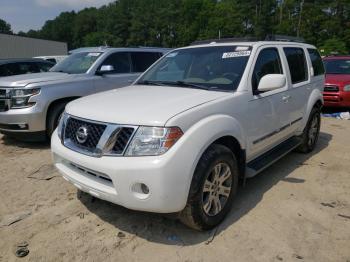  Salvage Nissan Pathfinder