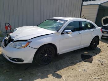  Salvage Chrysler 200