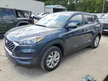  Salvage Hyundai TUCSON