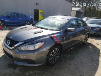  Salvage Nissan Altima