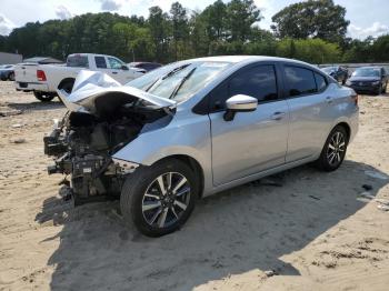  Salvage Nissan Versa