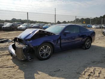  Salvage Ford Mustang