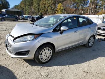  Salvage Ford Fiesta