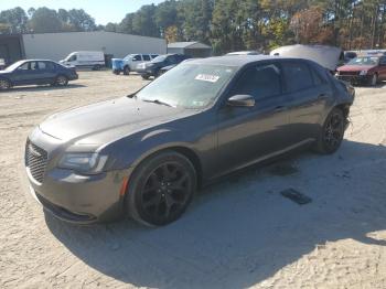  Salvage Chrysler 300