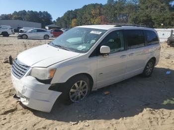  Salvage Chrysler Minivan