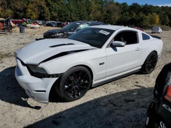  Salvage Ford Mustang