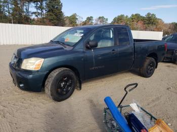  Salvage Nissan Titan