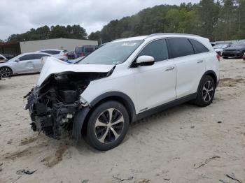  Salvage Kia Sorento