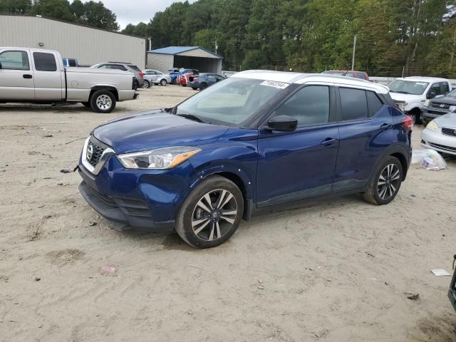  Salvage Nissan Kicks