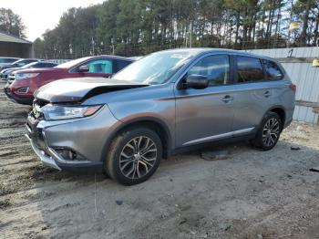  Salvage Mitsubishi Outlander