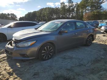  Salvage Nissan Altima