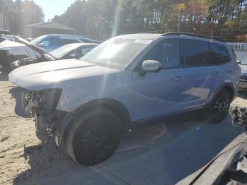  Salvage Kia Telluride