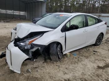  Salvage Toyota Prius