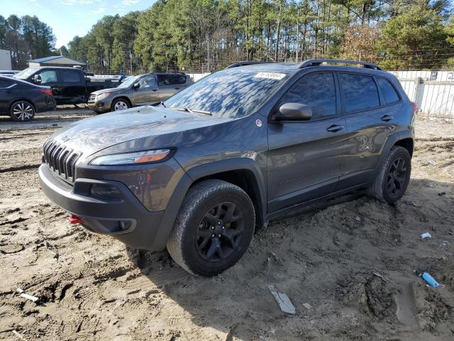  Salvage Jeep Cherokee