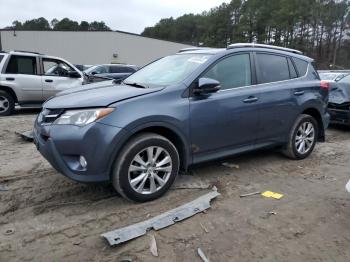  Salvage Toyota RAV4