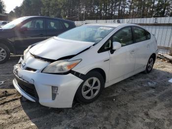  Salvage Toyota Prius