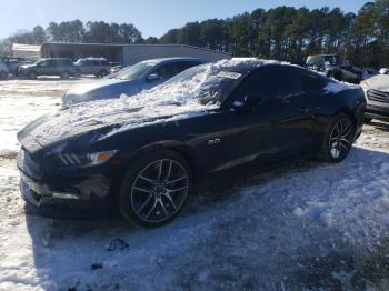  Salvage Ford Mustang