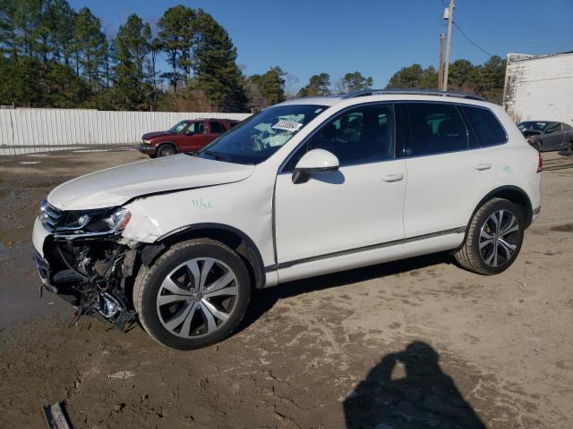  Salvage Volkswagen Touareg