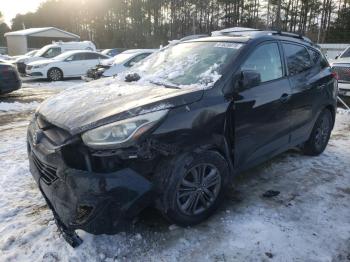  Salvage Hyundai TUCSON