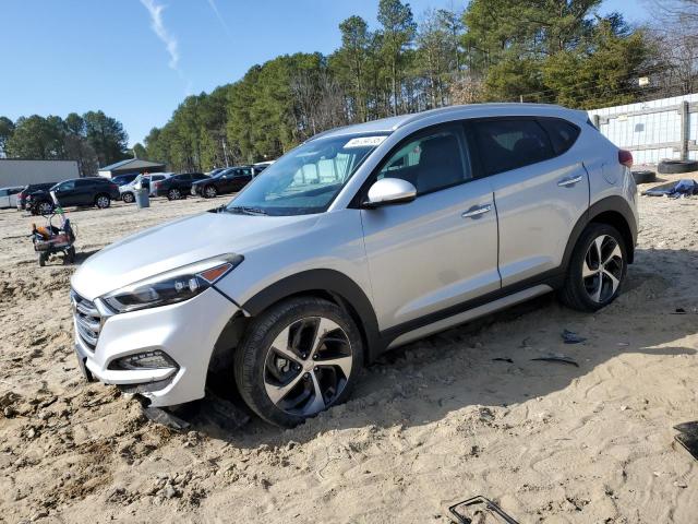  Salvage Hyundai TUCSON