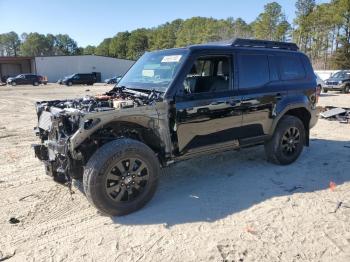  Salvage Toyota Land Cruis