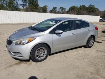  Salvage Kia Forte