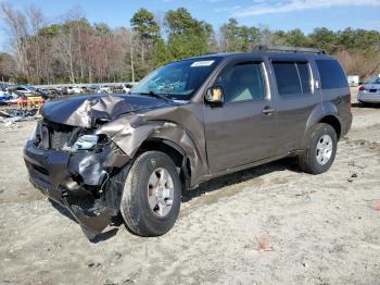  Salvage Nissan Pathfinder