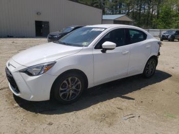  Salvage Toyota Yaris
