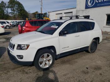  Salvage Jeep Compass
