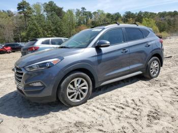  Salvage Hyundai TUCSON