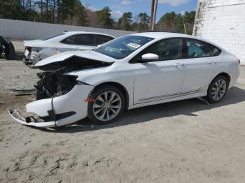 Salvage Chrysler 200