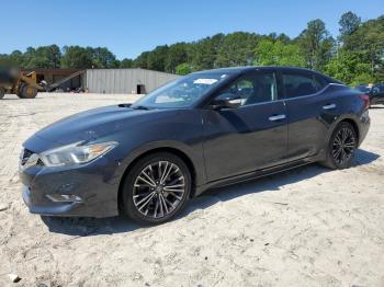  Salvage Nissan Maxima