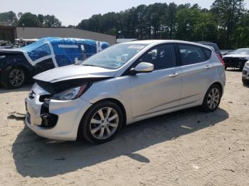  Salvage Hyundai ACCENT