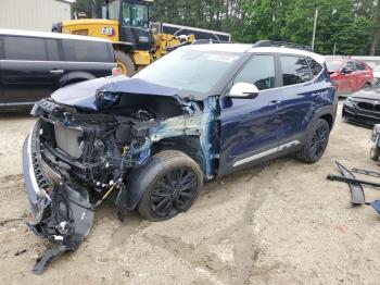  Salvage Kia Seltos
