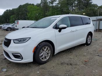  Salvage Chrysler Pacifica