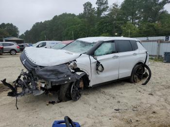 Salvage Mitsubishi Outlander