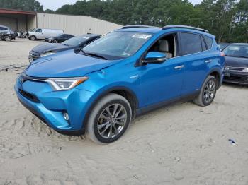  Salvage Toyota RAV4