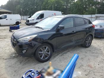  Salvage Hyundai TUCSON