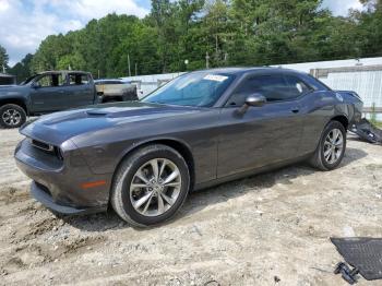  Salvage Dodge Challenger