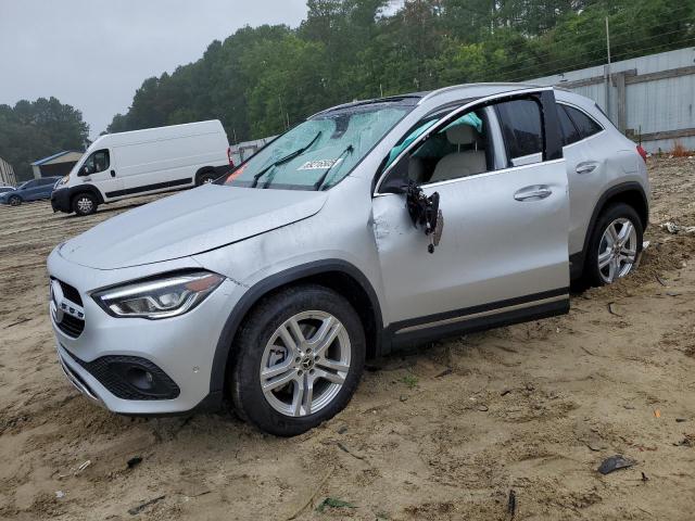  Salvage Mercedes-Benz GLA