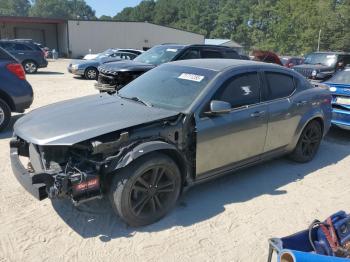  Salvage Dodge Avenger