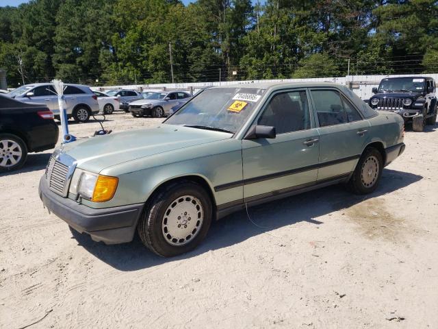  Salvage Mercedes-Benz 300-Class