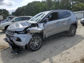  Salvage Jeep Compass