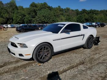  Salvage Ford Mustang