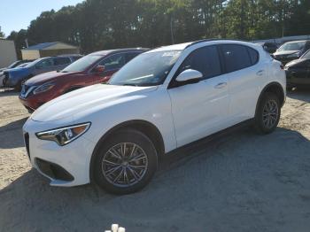  Salvage Alfa Romeo Stelvio